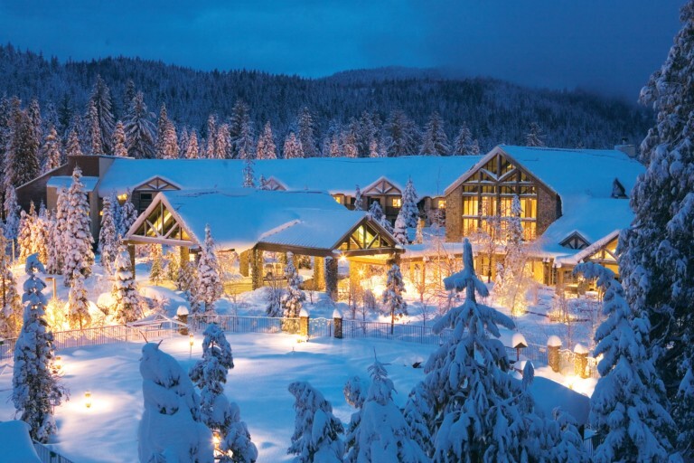 Tenaya Lodge in winter at Yosemite
